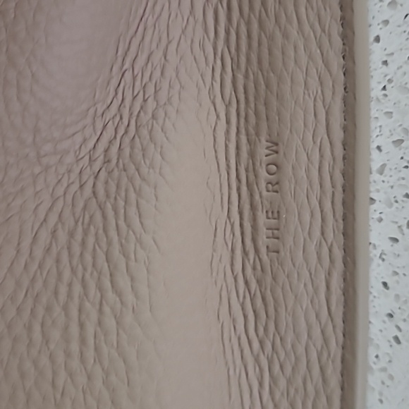 The Row Margaux 15 Soft Grained Leather Taupe Top Handle Bag Rare Authentic GUC - Picture 11 of 12